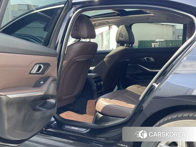 BMW i3 2023 Черный из Китая, фото 6