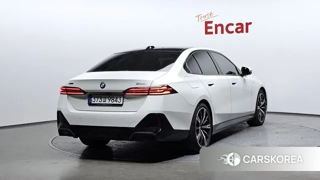 BMW 5 Series (G60) id 3517431 из Кореи 12