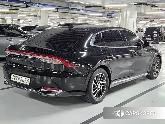 Hyundai The New Grandeur IG id 3428480 из Кореи 12