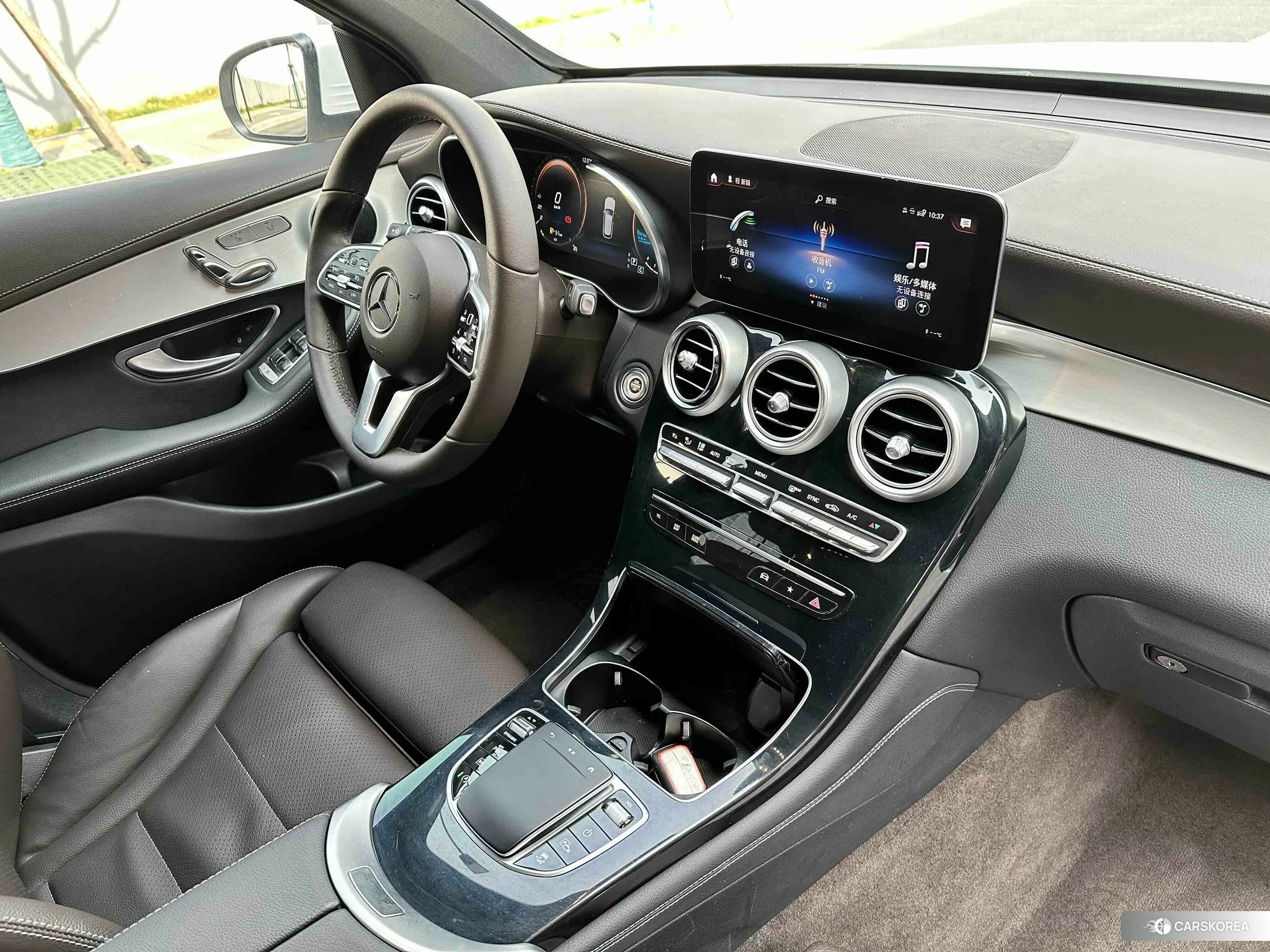 Mercedes-Benz GLC 2020 Белый из Китая, фото 6