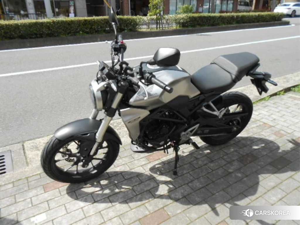 Проданный Honda CB250R 2018 из Японии, фото 2