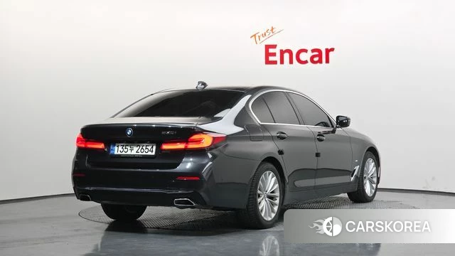 BMW 5 Series (G30) id 3828023 из Кореи 12