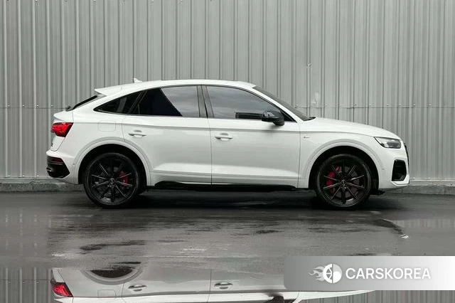 Audi Q5L Sportback id 4440521 из Китая 12