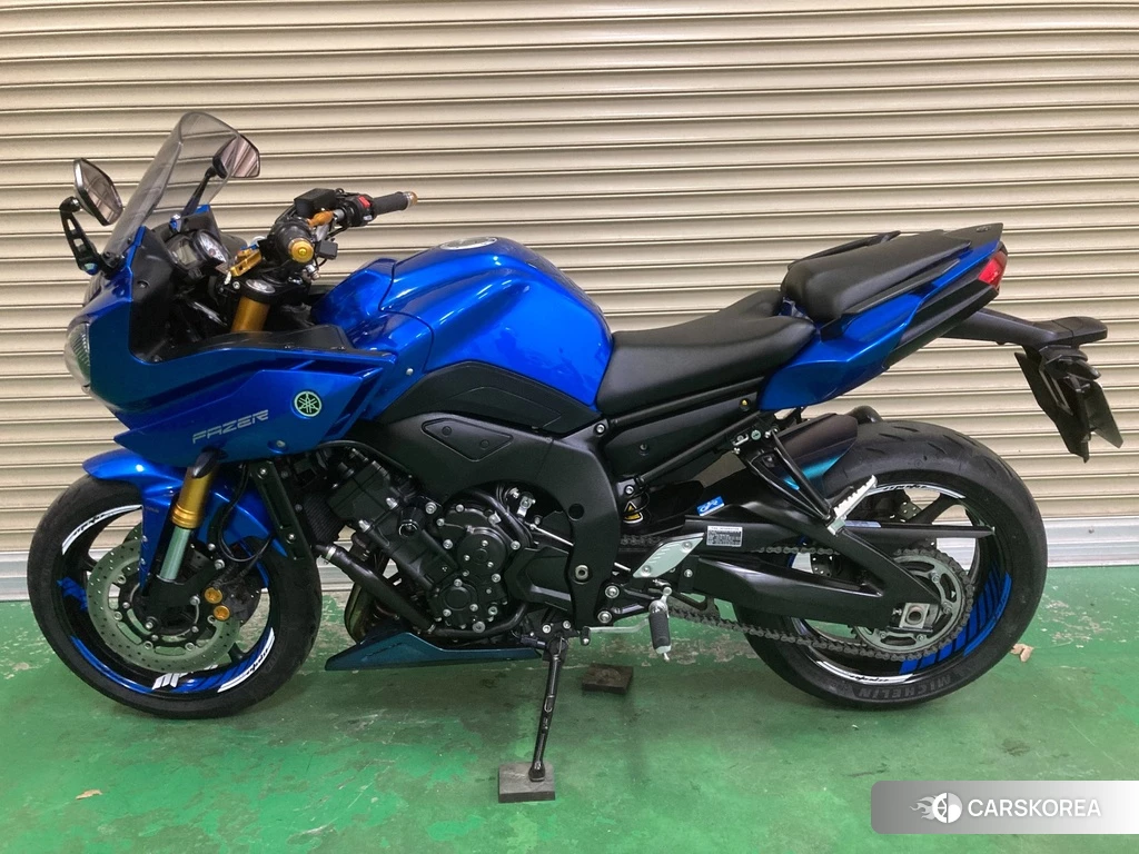 Проданный Yamaha FZ8-S 2010 из Японии