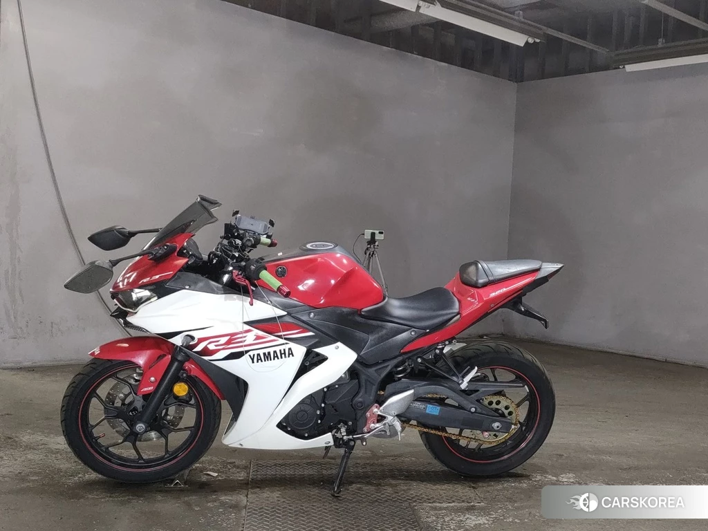 Проданный Yamaha YZF-R3 2015 из Японии