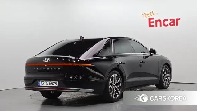 Hyundai Grandeur Hybrid (GN7) id 3022151 из Кореи 12