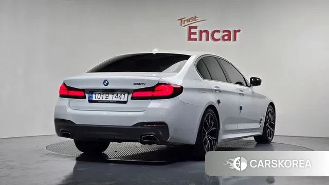 BMW 5 Series (G30) id 3366379 из Кореи 12