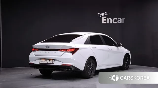 Hyundai Avante Hybrid (CN7) id 3356075 из Кореи 12