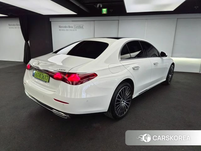 Mercedes-Benz E-Class W214 id 4655334 из Кореи 12