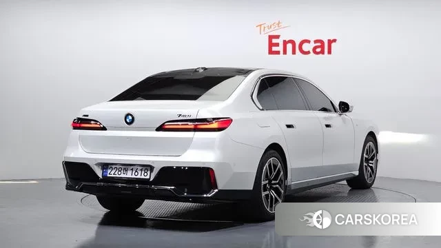 BMW 7 Series (G70) id 3321998 из Кореи 12