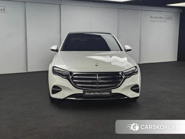 Mercedes-Benz E-Class W214 2025 Белый из Кореи, фото 5