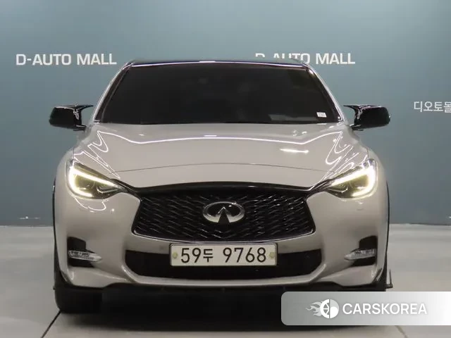 Infiniti Q30 id 3339455 из Кореи 12