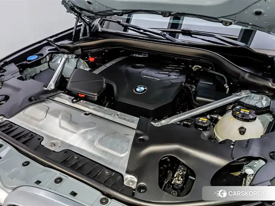 BMW X4 id 4547575 из Китая 12