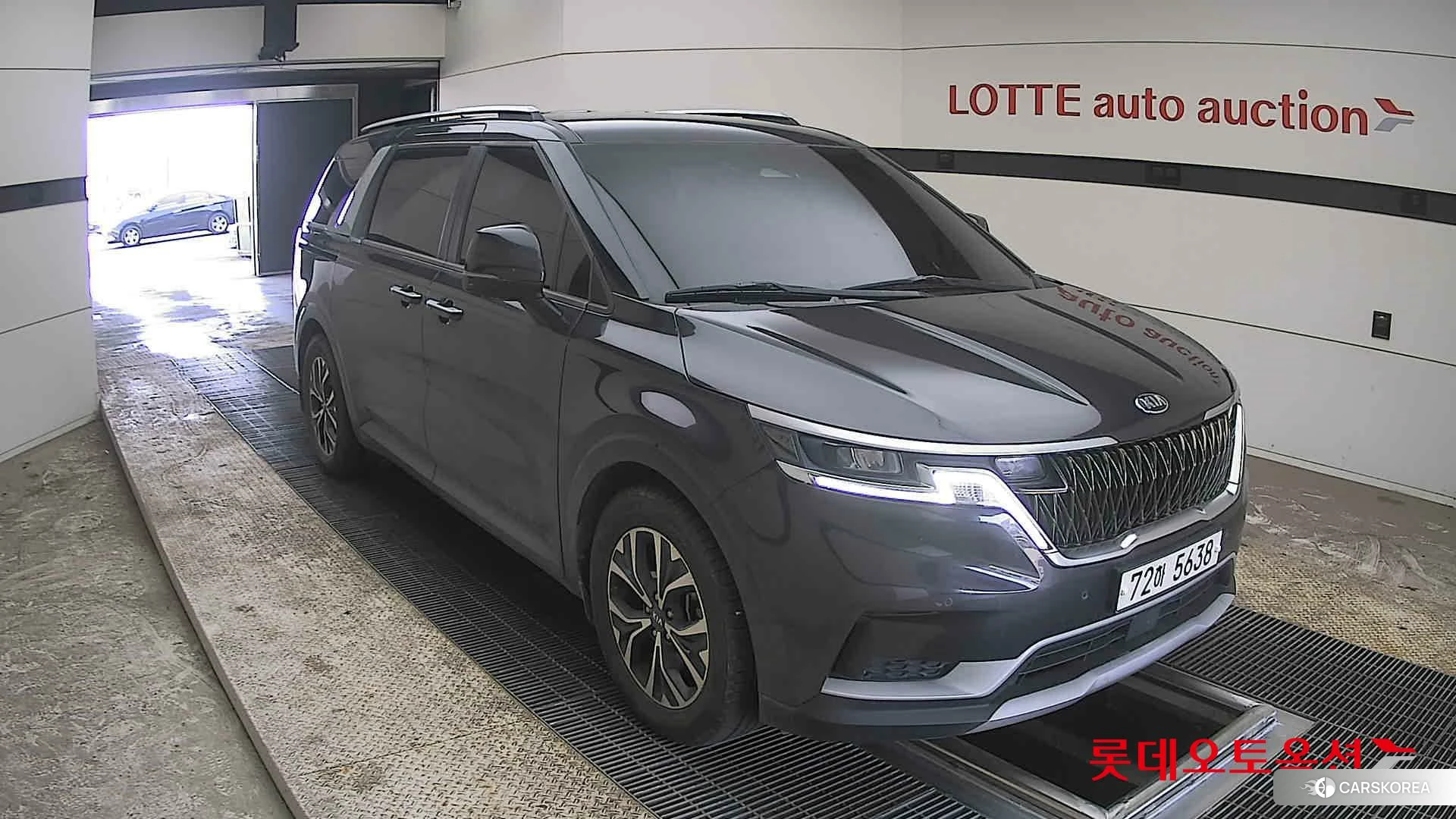 Kia Carnival id 3882095 из Кореи 12