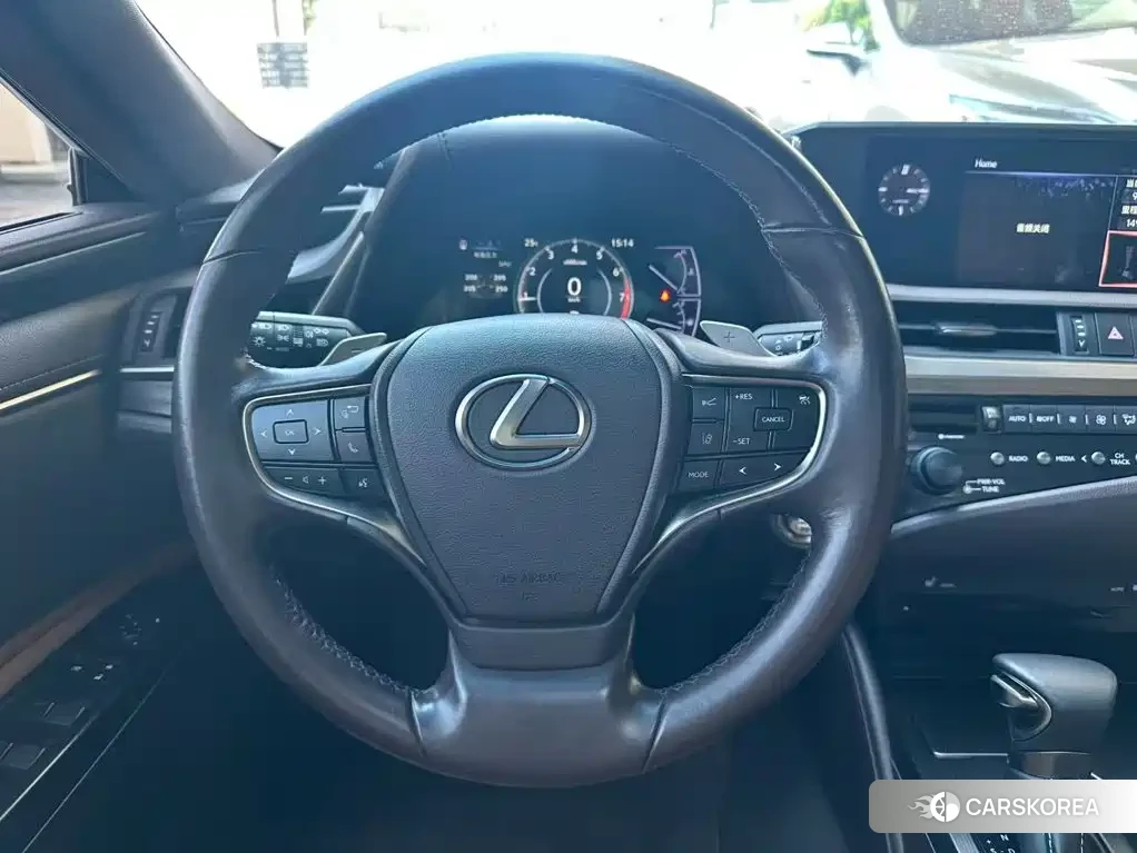 Lexus ES 2021 Silver/gray из Китая, фото 2