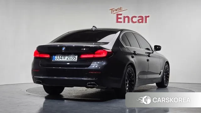 BMW 5 Series (G30) id 3598205 из Кореи 12