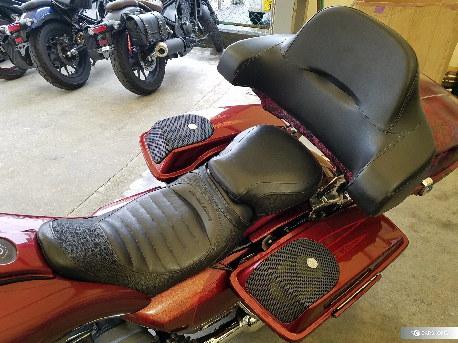 Проданный Harley-Davidson Road King Custom FLHRSE1800CVO 2013 из Японии, фото 2