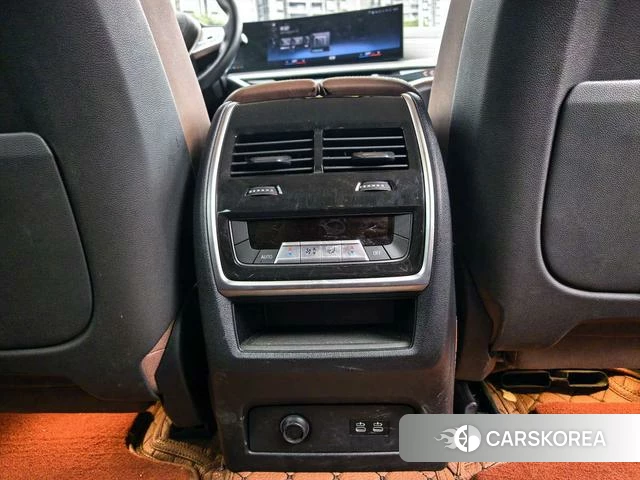 BMW X7 id 4271564 из Китая 11