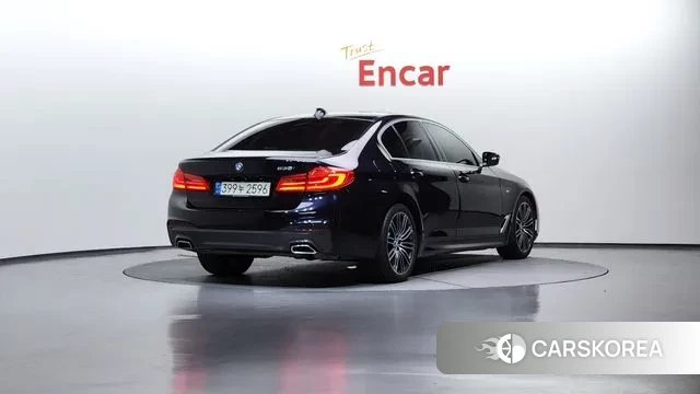 BMW 5 Series (G30) id 3396675 из Кореи 12