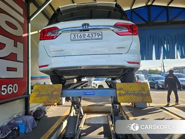 Honda Odyssey 2019 Белый из Кореи, фото 2