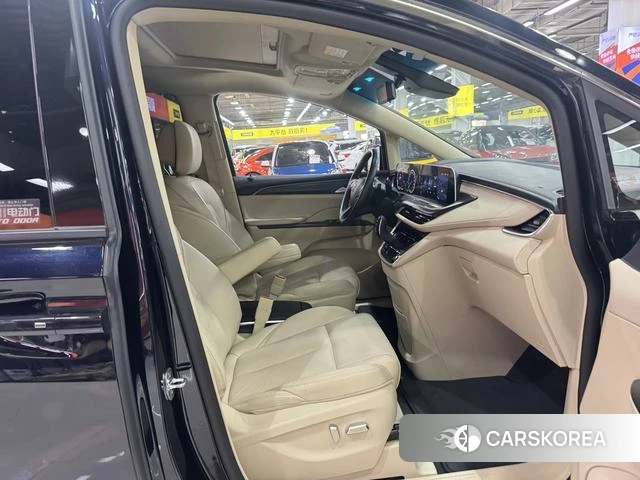 Buick GL8 id 3983293 из Китая 12