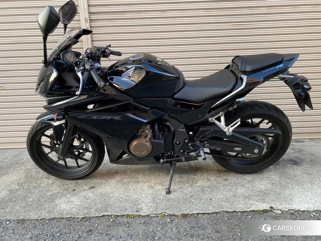 Проданный Honda CBR400R ABS 2016 из Японии
