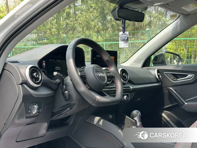Audi Q2L id 4259351 из Китая 9