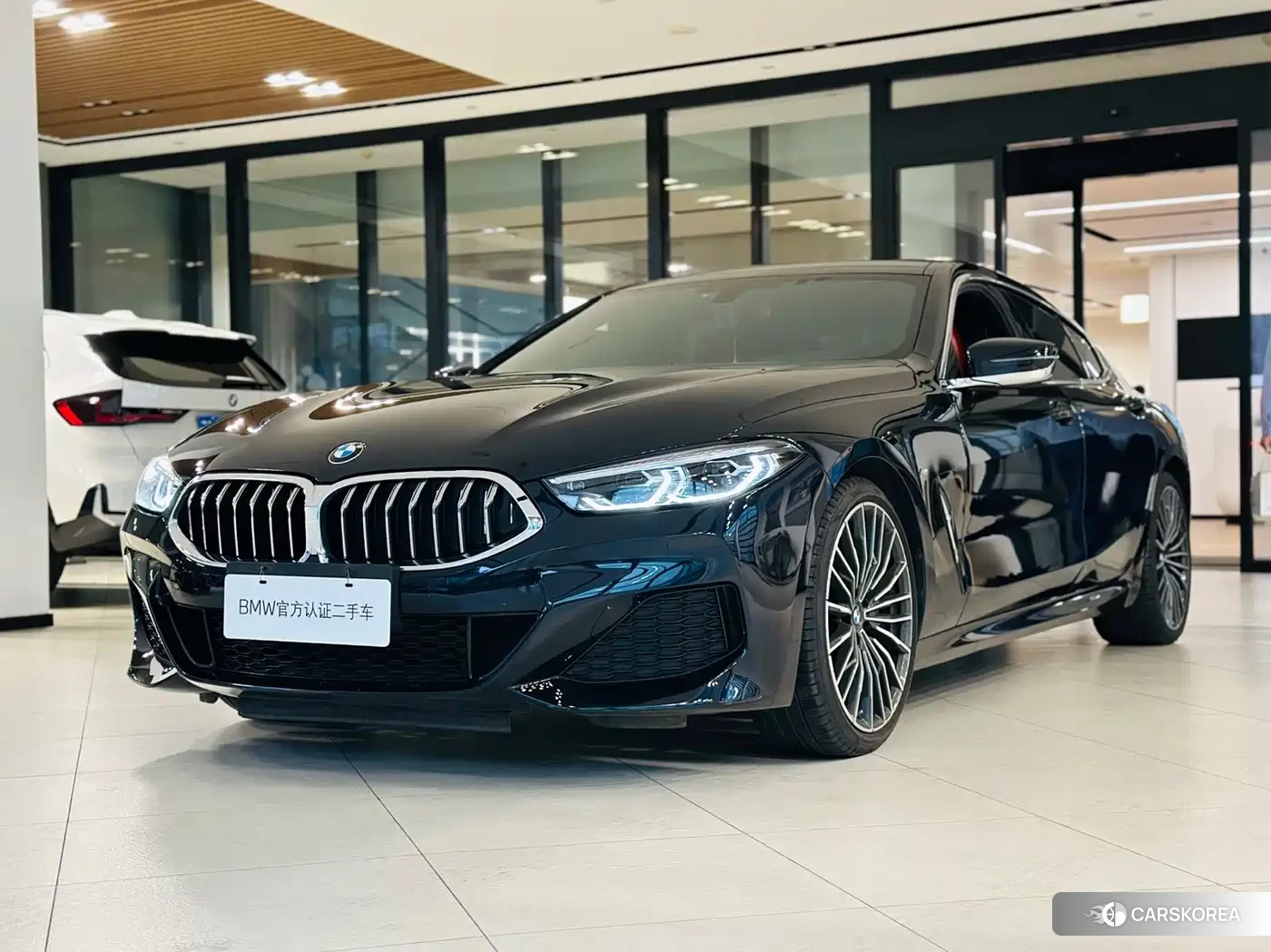 BMW 8 series 2022 Черный из Китая, фото 2