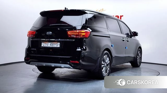 Kia The New Carnival id 3942746 из Кореи 12