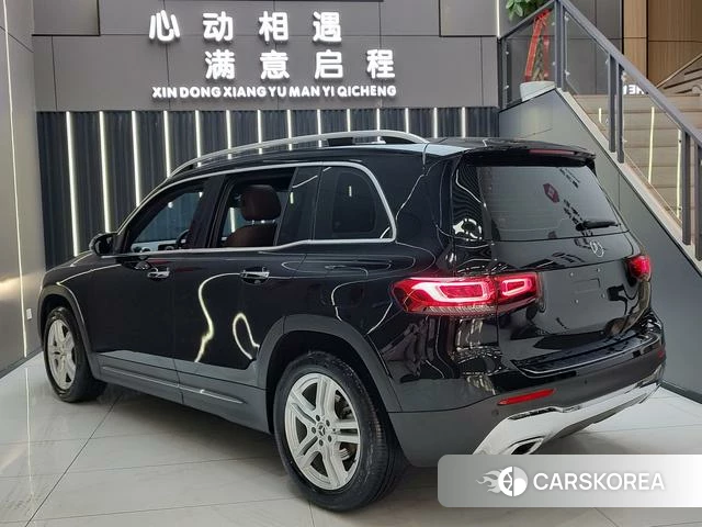 Mercedes-Benz GLB 2021 Черный из Китая, фото 2