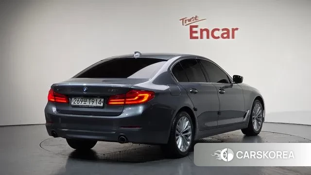 BMW 5 Series (G30) id 3464546 из Кореи 12