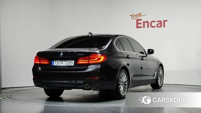 BMW 5 Series (G30) id 4294563 из Кореи 12