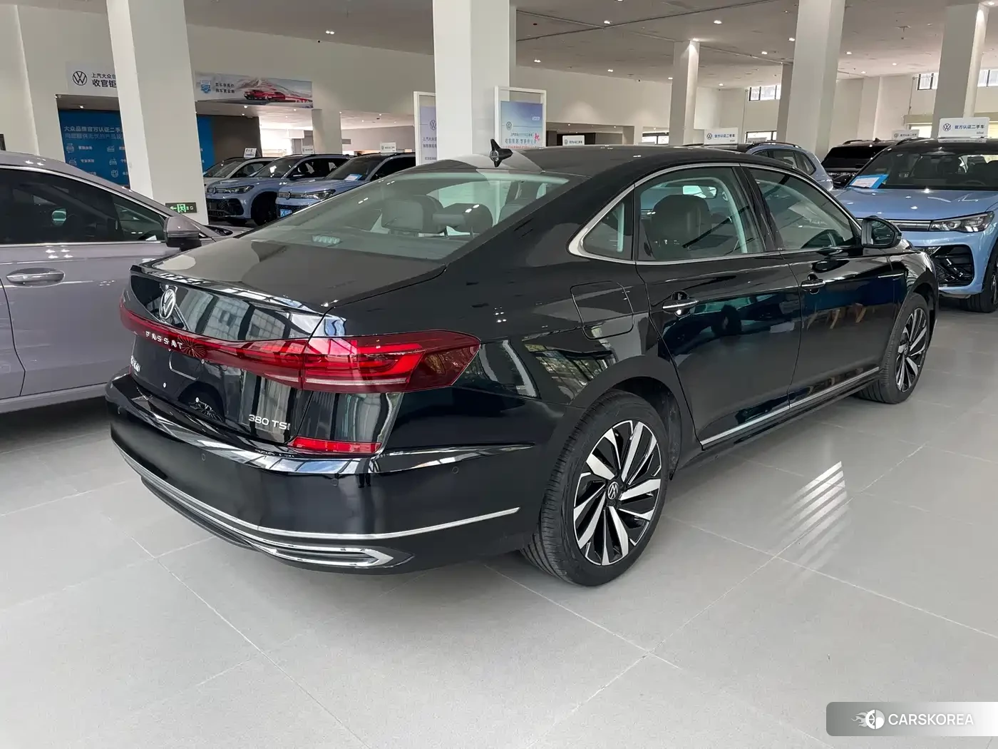 Volkswagen Passat 2025 Черный из Китая, фото 4