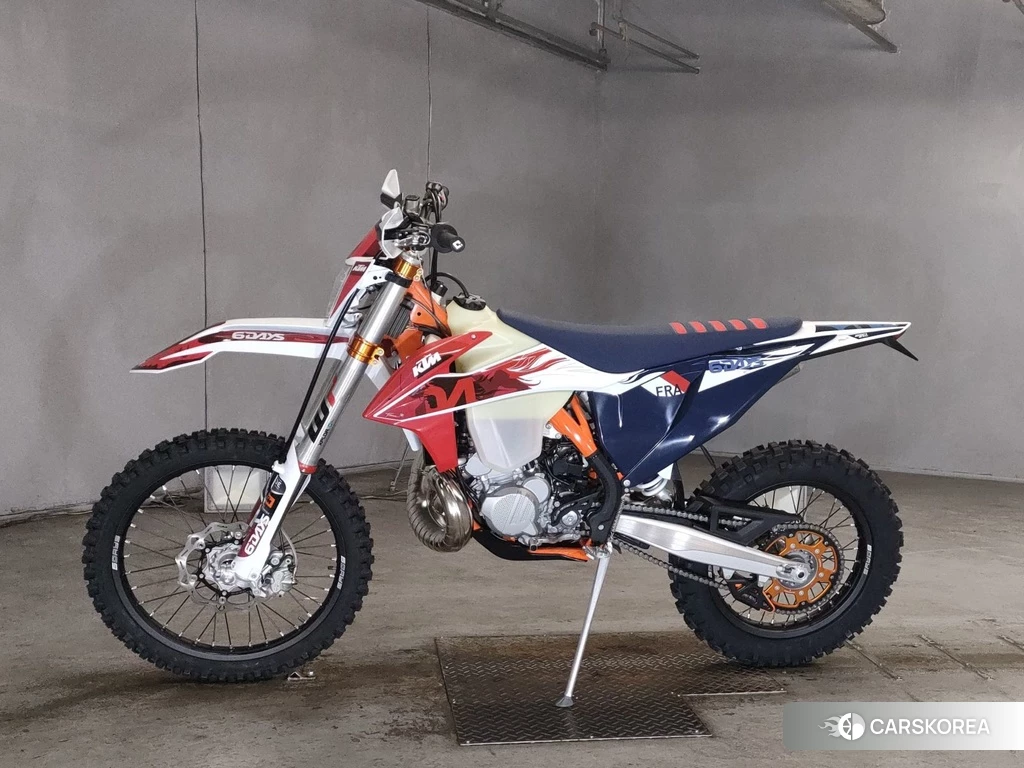 Проданный KTM 250EXC SIXDAYS TPI 2023 из Японии