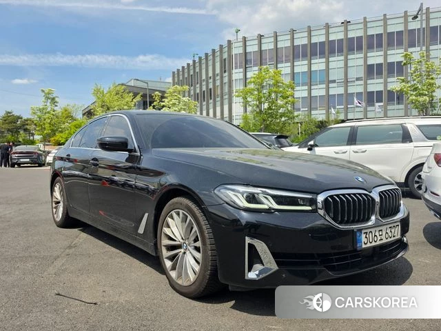 BMW 5 Series (G30) 2022 Черный из Кореи, фото 2