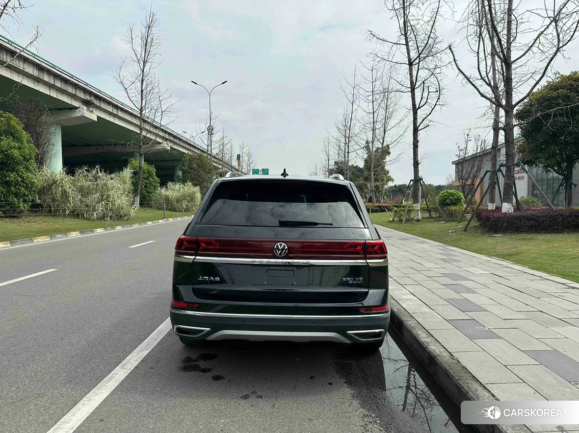 Volkswagen Tourang id 4420871 из Китая 7