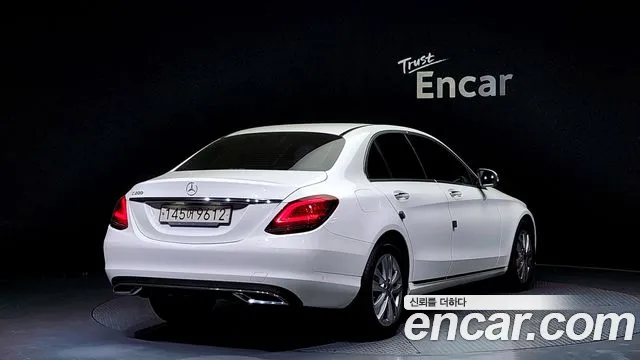 Mercedes-Benz C-Class W205 id 2717398 из Кореи 12