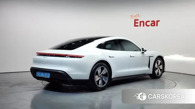 Porsche Taycan id 3606019 из Кореи 12