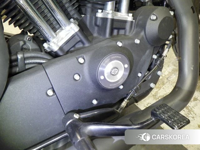 Engine photo