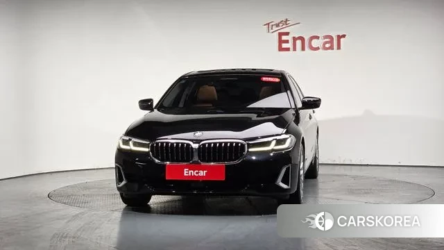 BMW 5 Series (G30) id 3555476 из Кореи 12