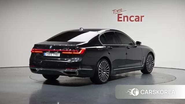 BMW 7 Series (G11) id 3307854 из Кореи 12