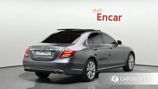 Mercedes-Benz E-Class W213 id 4294749 из Кореи 12