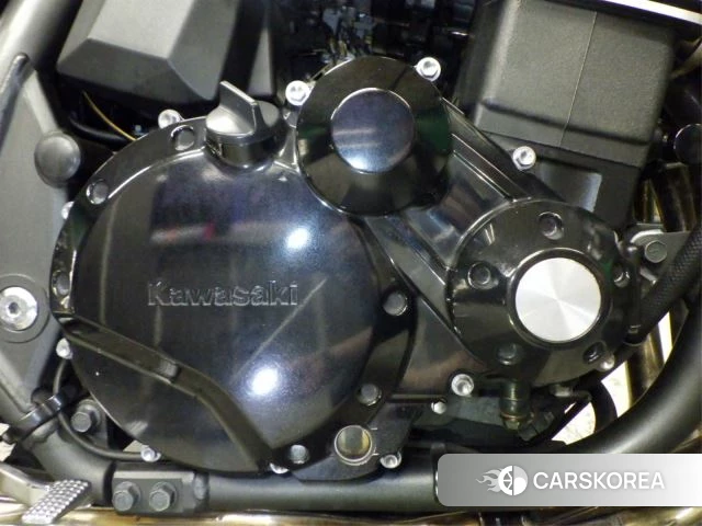 Engine photo