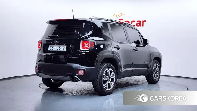 Jeep Renegade id 3766483 из Кореи 12