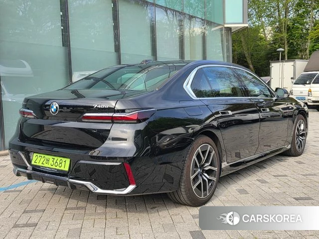 BMW 7 Series (G70) 2025 Черный из Кореи, фото 2