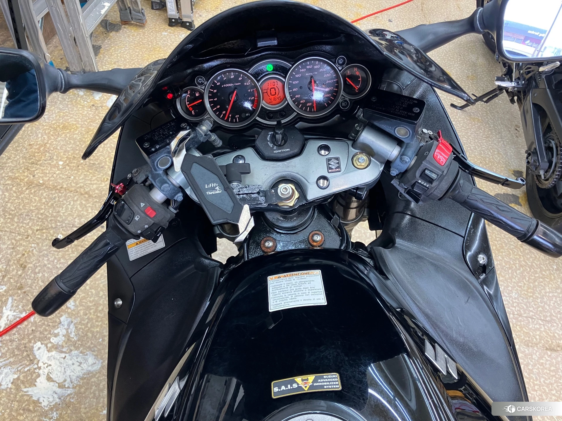 Проданный Suzuki GSX1300R HAYABUSA 2014 из Японии, фото 2