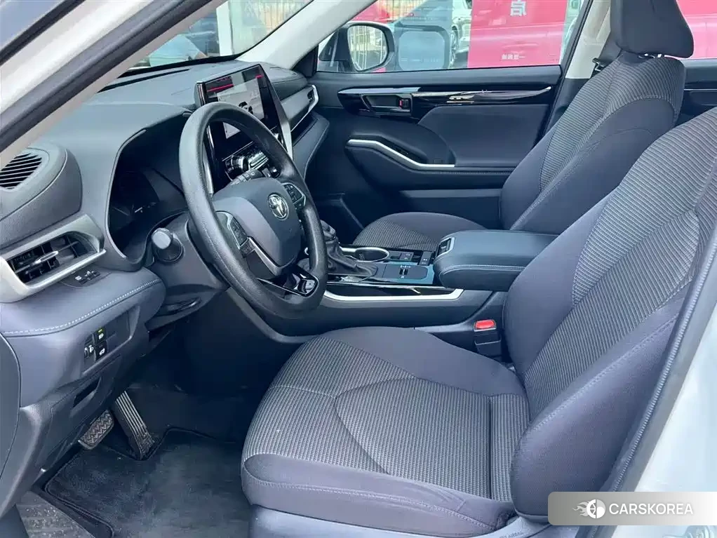 Toyota Highlander id 4538808 из Китая 12