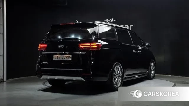 Kia The New Carnival id 3362811 из Кореи 12