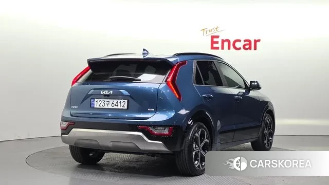 Kia Di Ol Nu Niro id 3649352 из Кореи 12