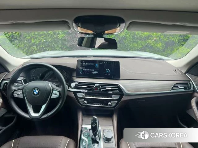 BMW 5 series PHEV 2021 Белый из Китая, фото 6